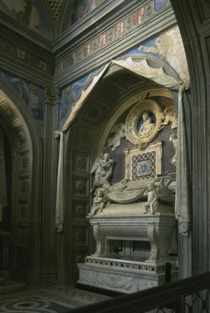 Primary view of Chapel of the Cardinal of Portugal. Left transept (1998). San Miniato